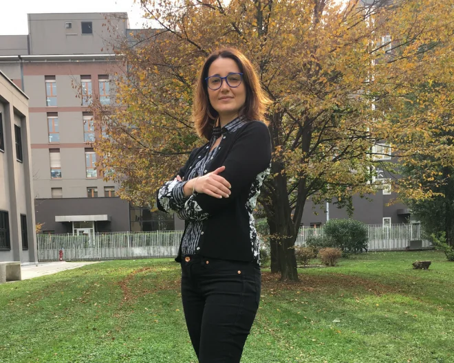 La Dott.ssa Petrelli vince una borsa di studio AXA e torna in Italia grazie a UniSR