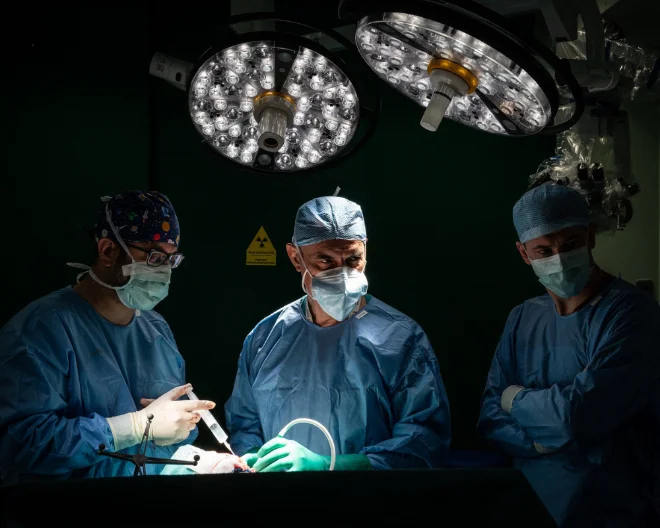 Pubblicati i risultati dei primi pazienti al mondo impiantati con il neurostimolatore midollare