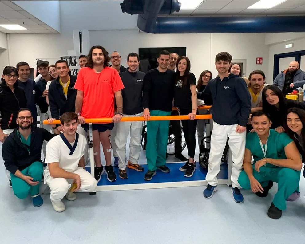 Lesione midollare completa: il tronco controlla lo stimolatore